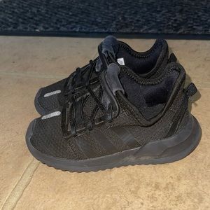 Adidas Black Toddler Sneakers 8K